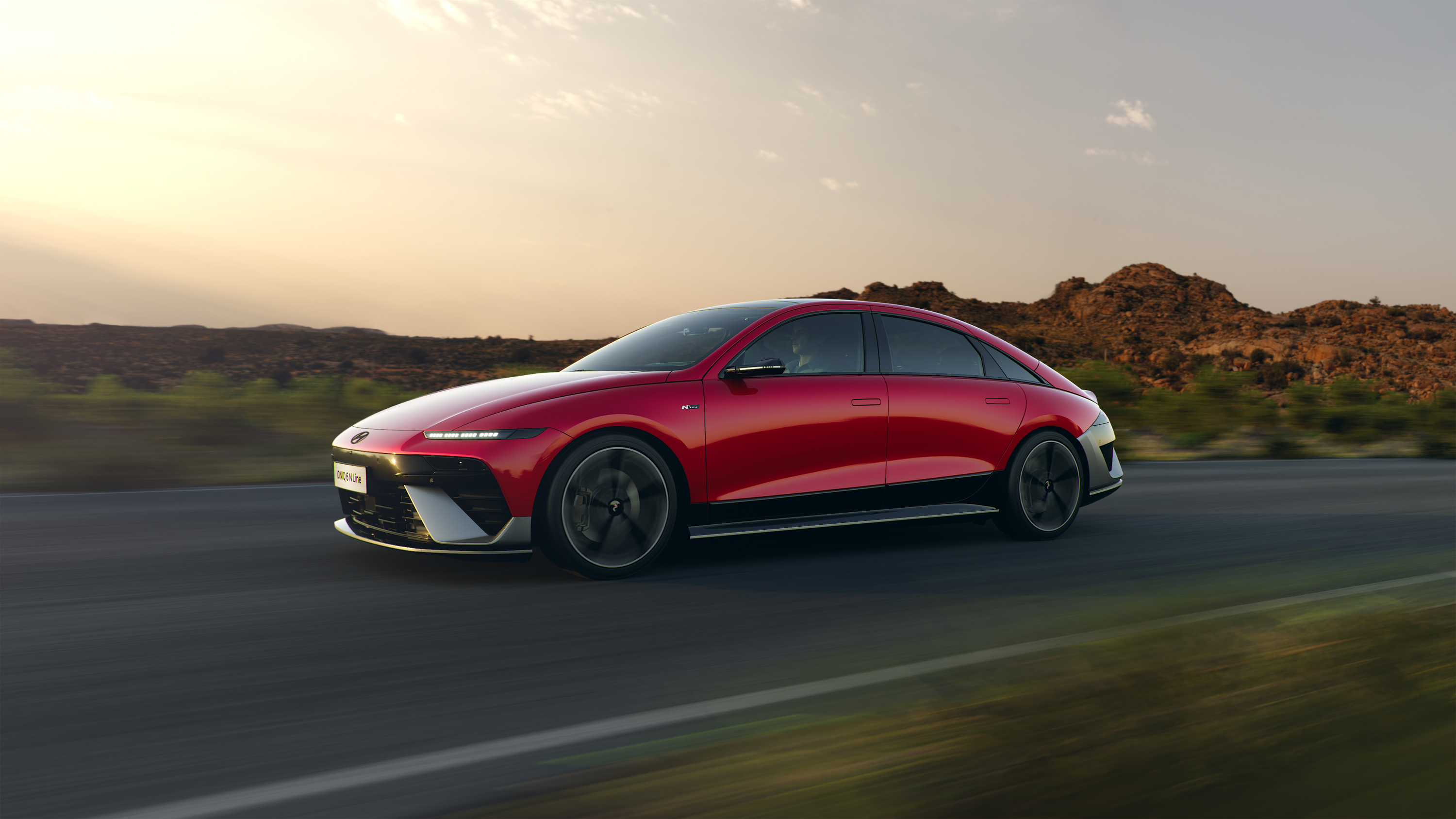 Hyundai Ioniq 6 63 kWh RWD exterior view