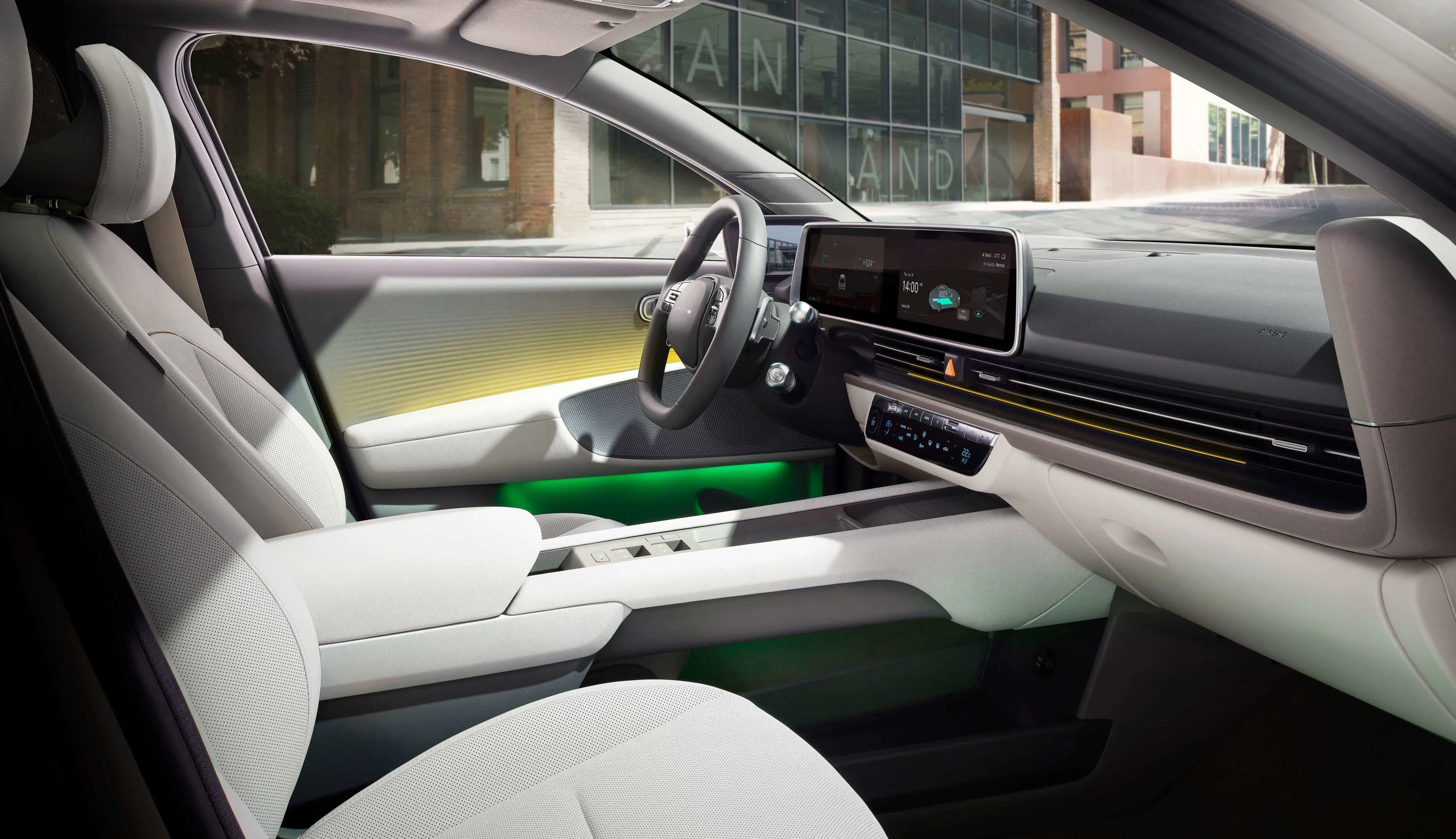 Hyundai Ioniq 6 Standard Range RWD interior view