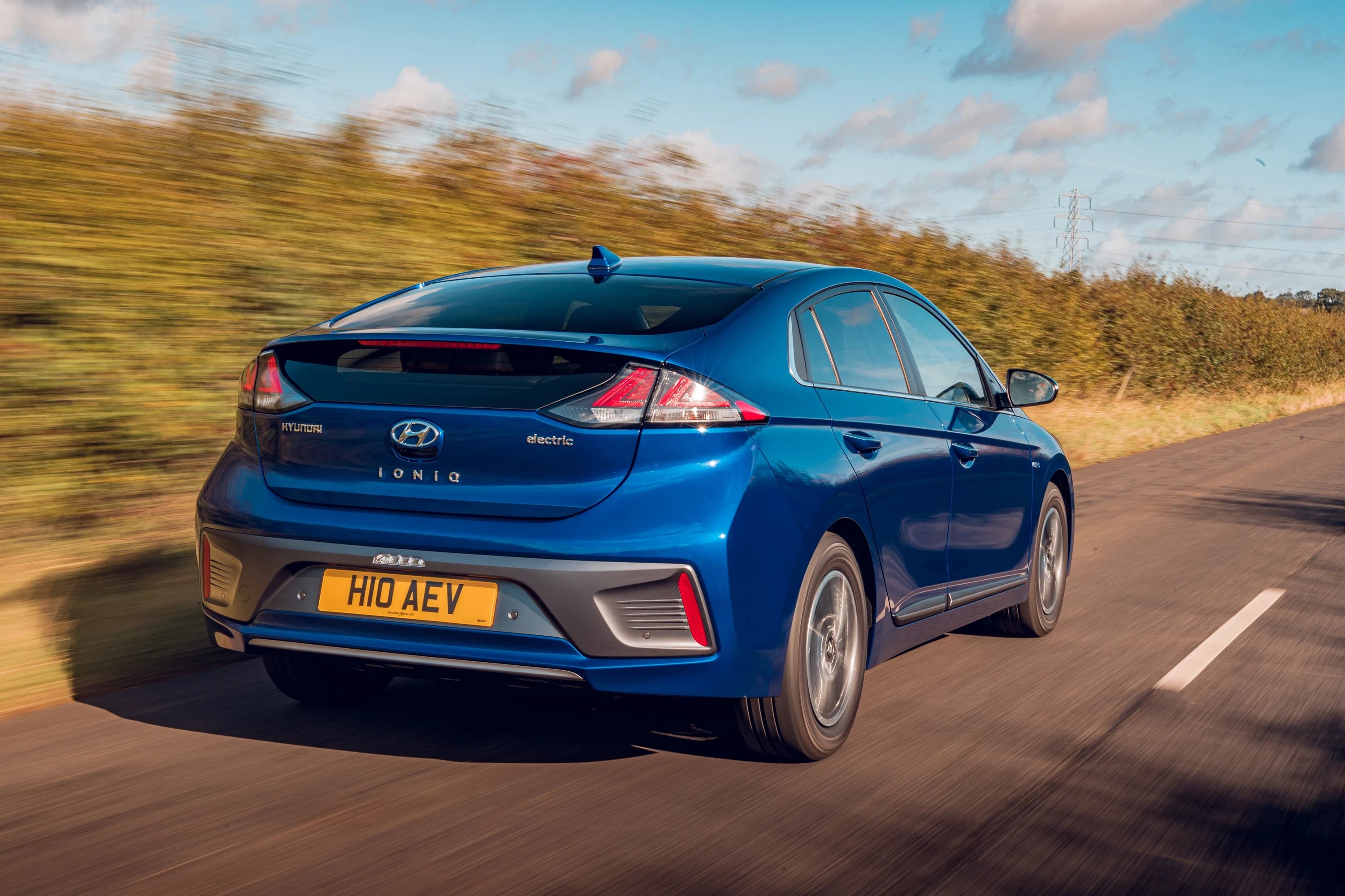 Hyundai IONIQ Electric 38 kWh exterior view