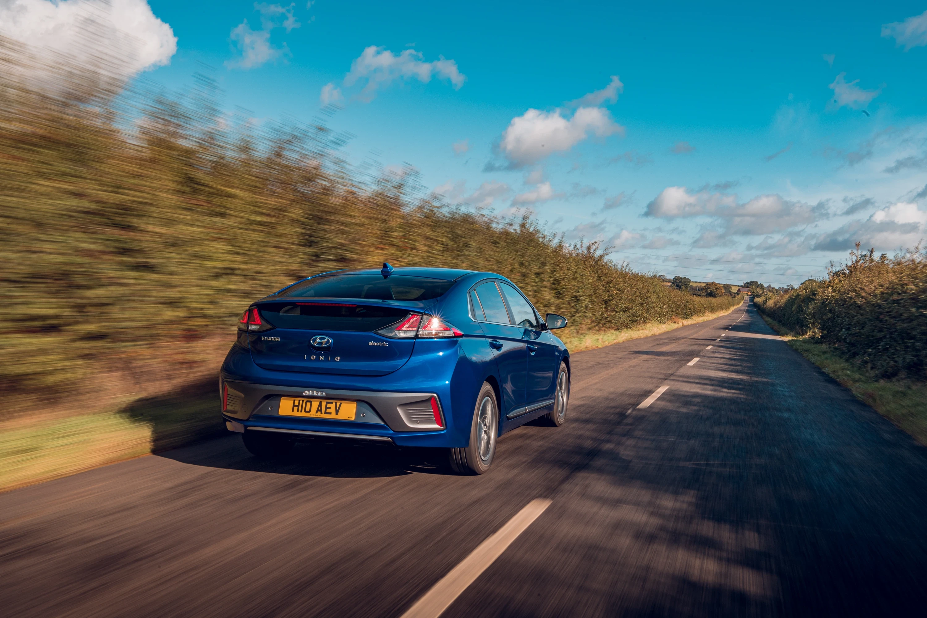 Hyundai IONIQ Electric 38 kWh exterior view