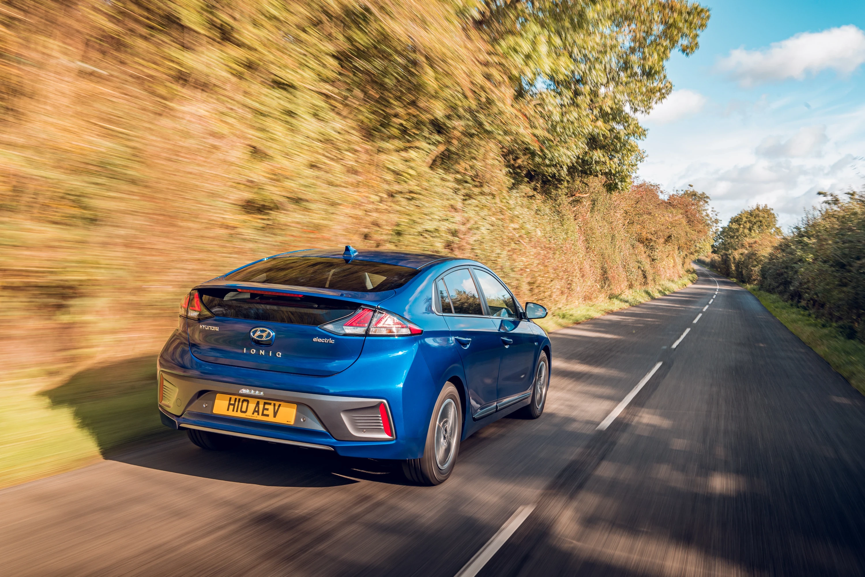 Hyundai IONIQ Electric 38 kWh exterior view
