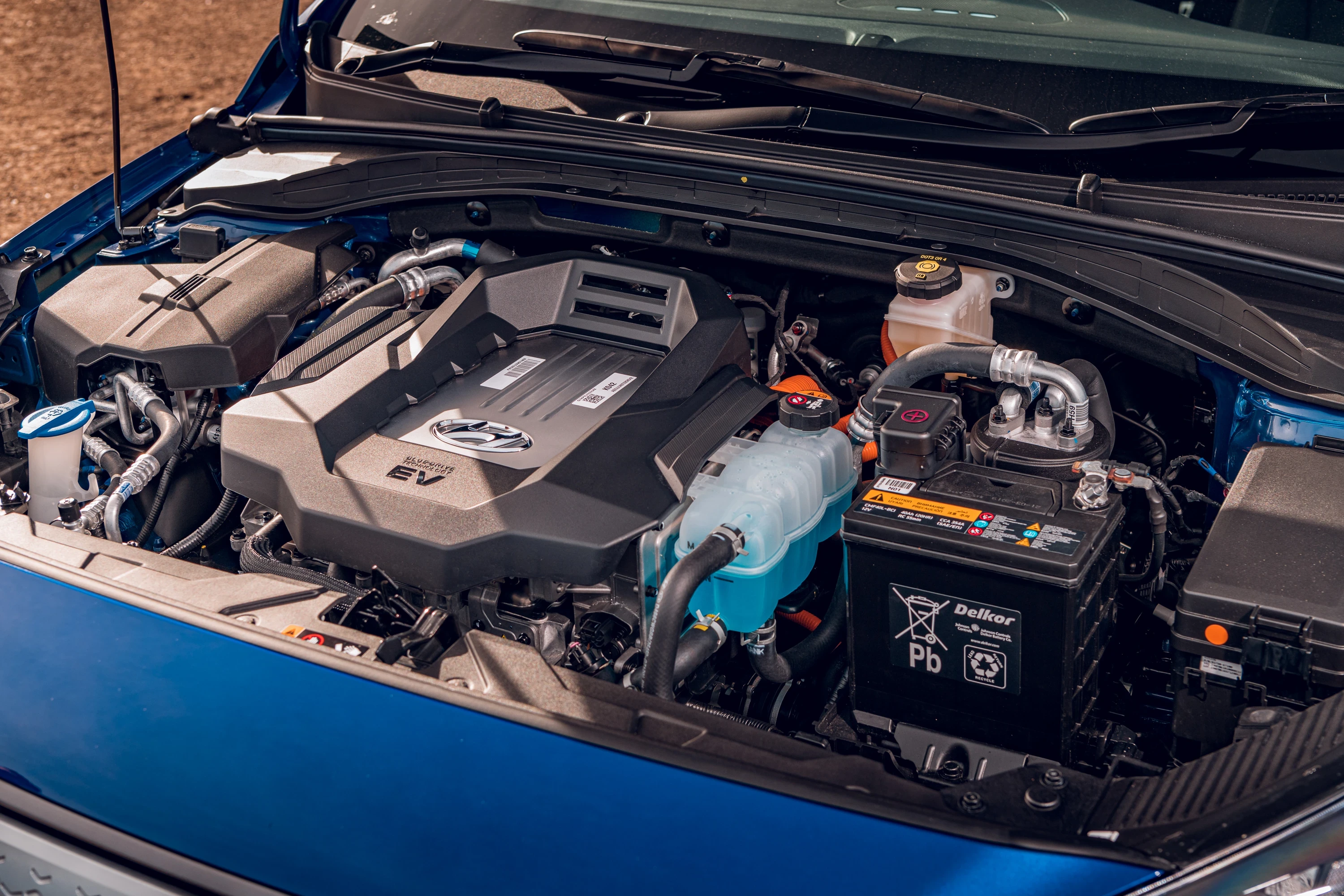 Hyundai IONIQ Electric 38 kWh technology view