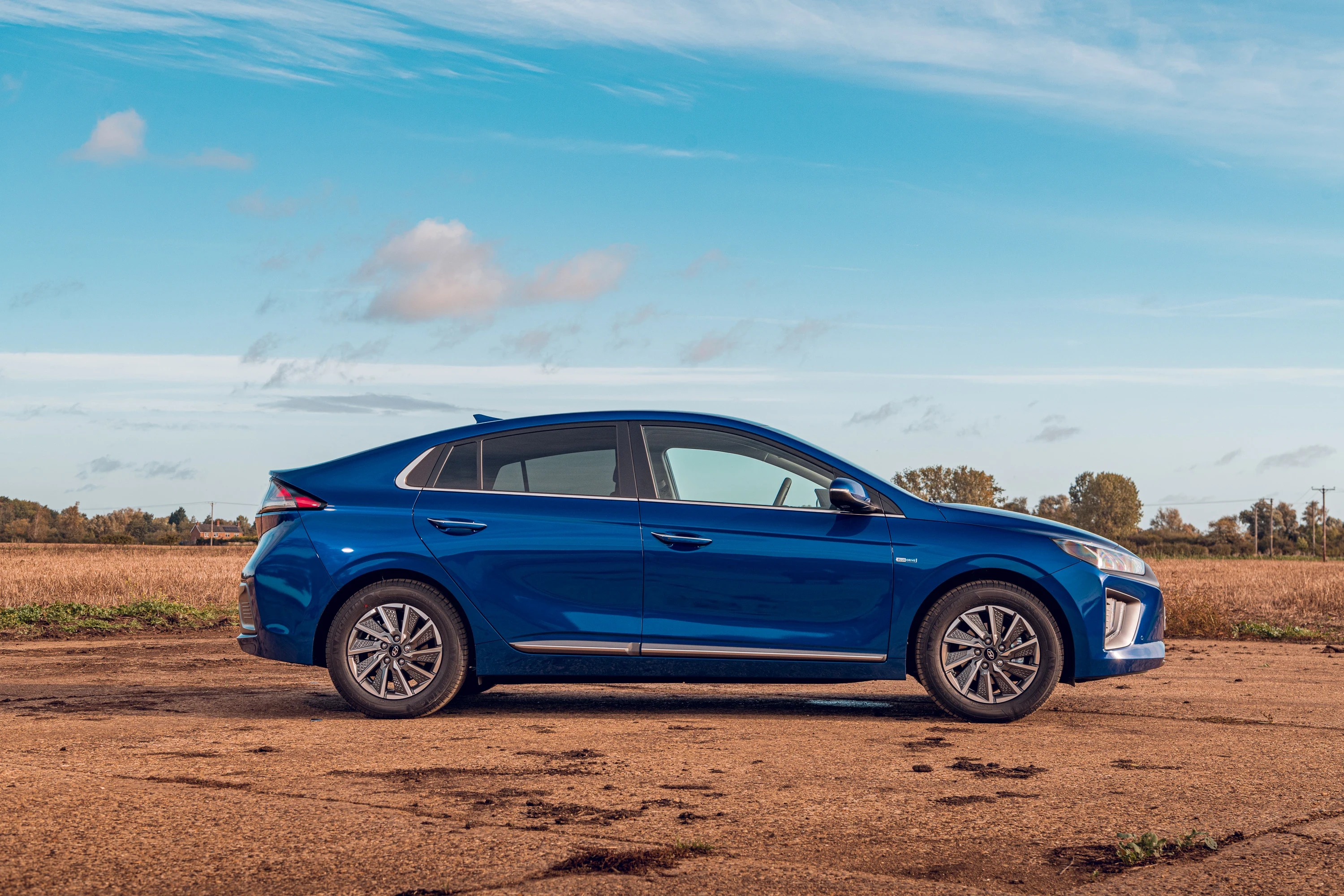 Hyundai IONIQ Electric 38 kWh exterior view