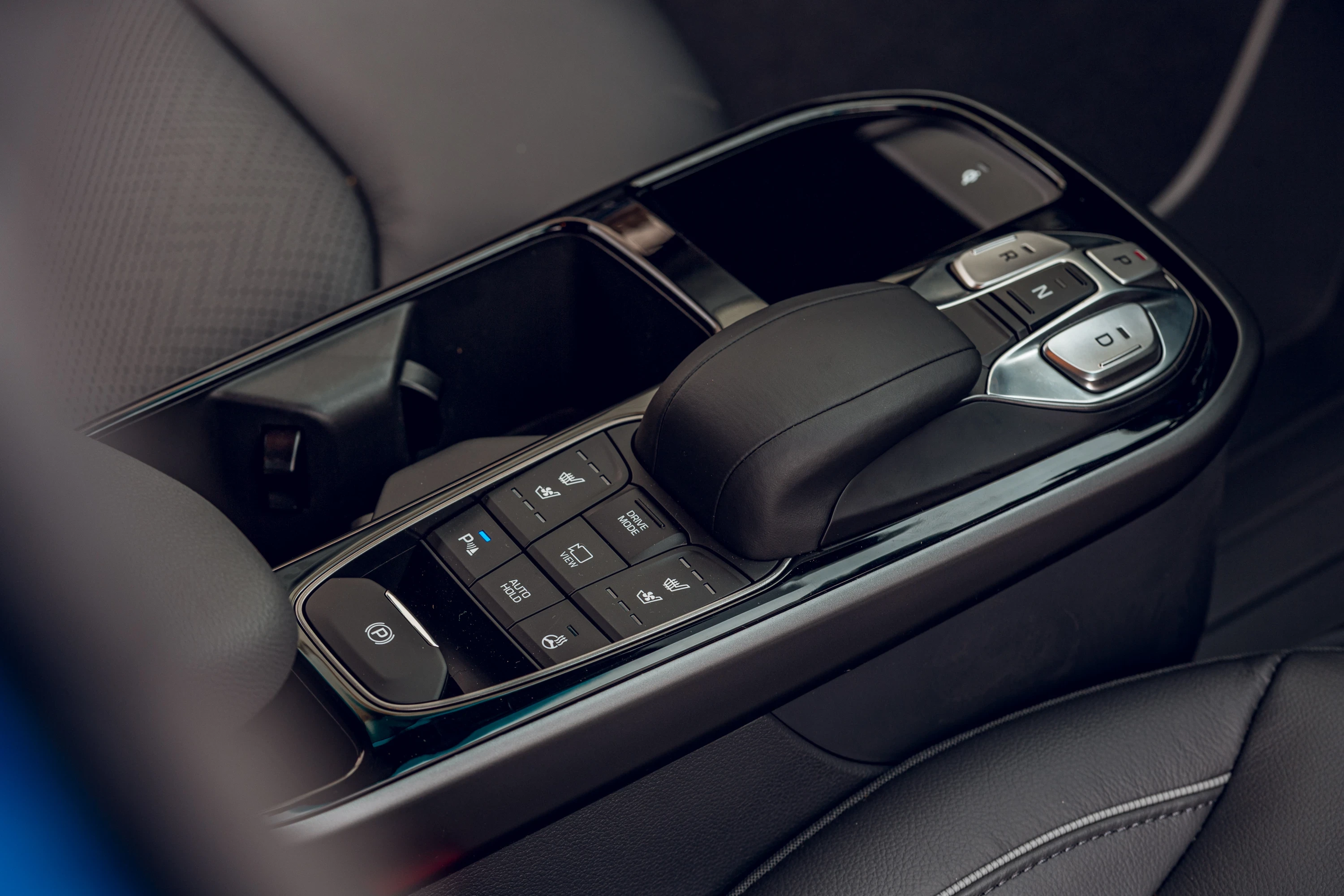 Hyundai IONIQ Electric 38 kWh details view
