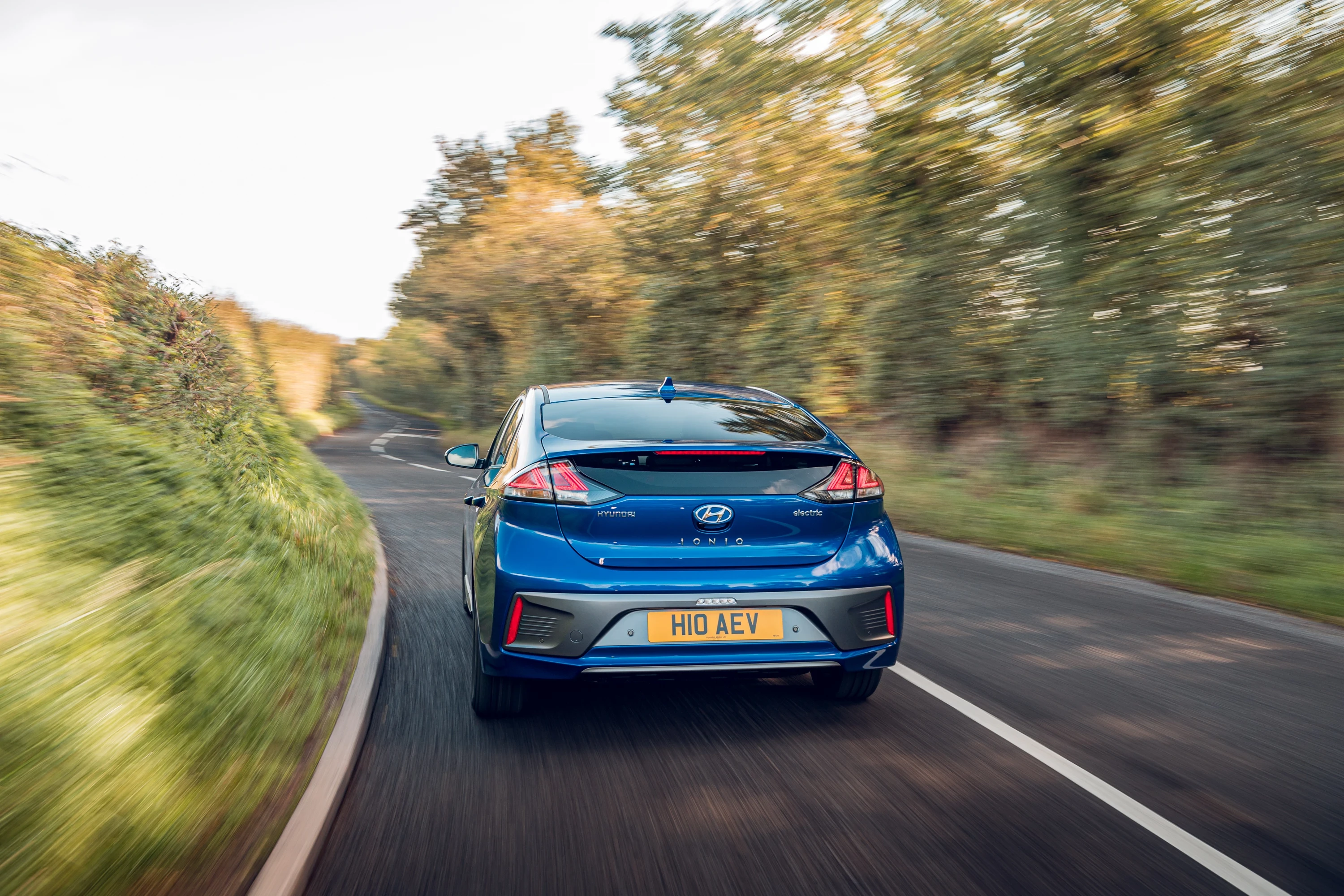Hyundai IONIQ Electric 38 kWh exterior view