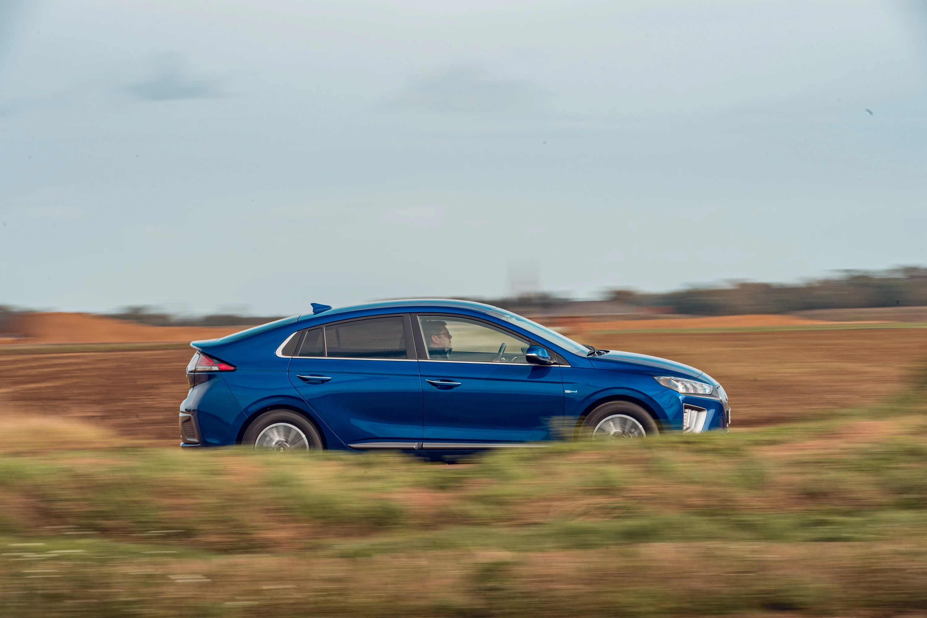 Hyundai IONIQ Electric 38 kWh exterior view
