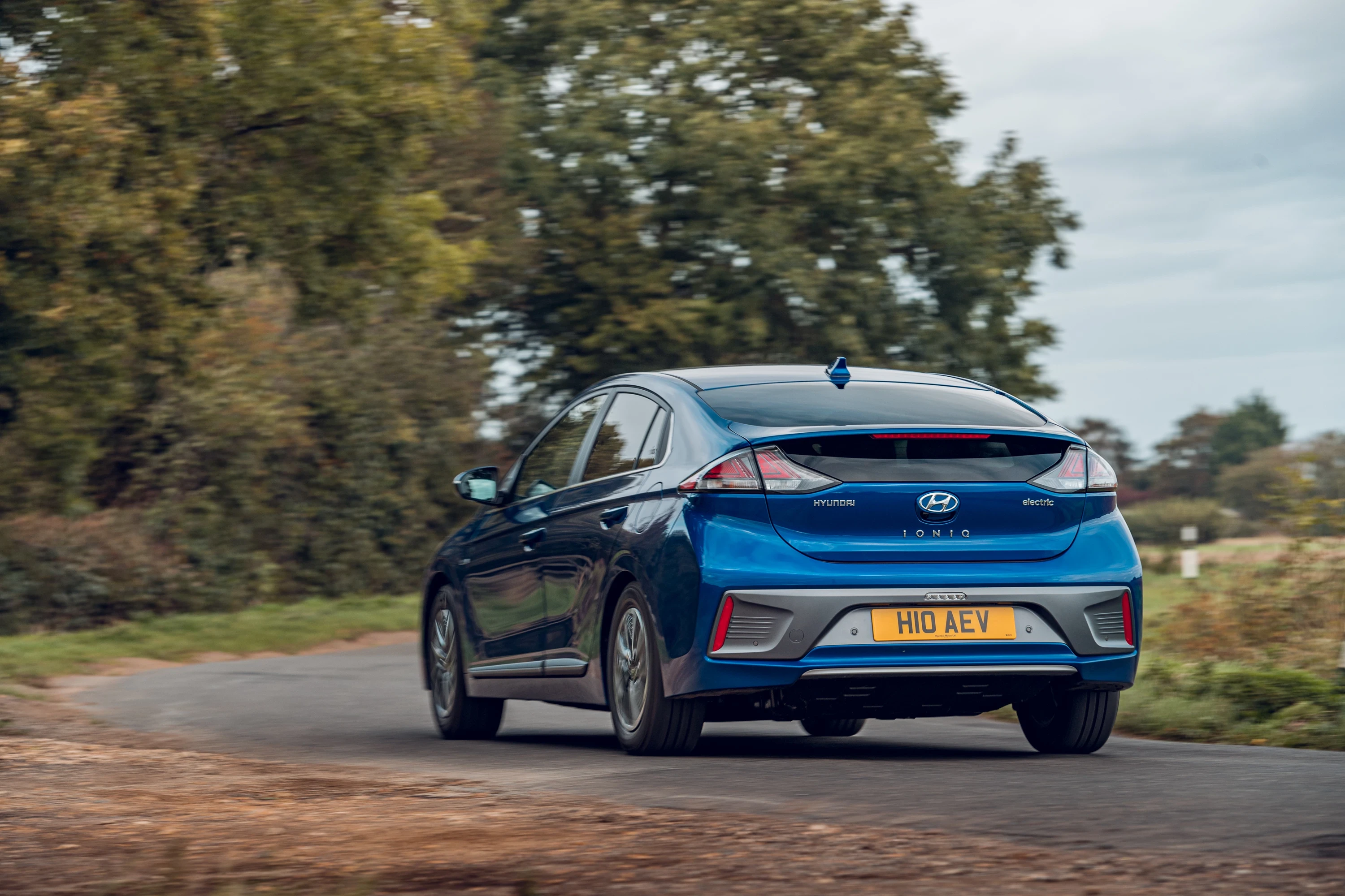 Hyundai IONIQ Electric 38 kWh exterior view