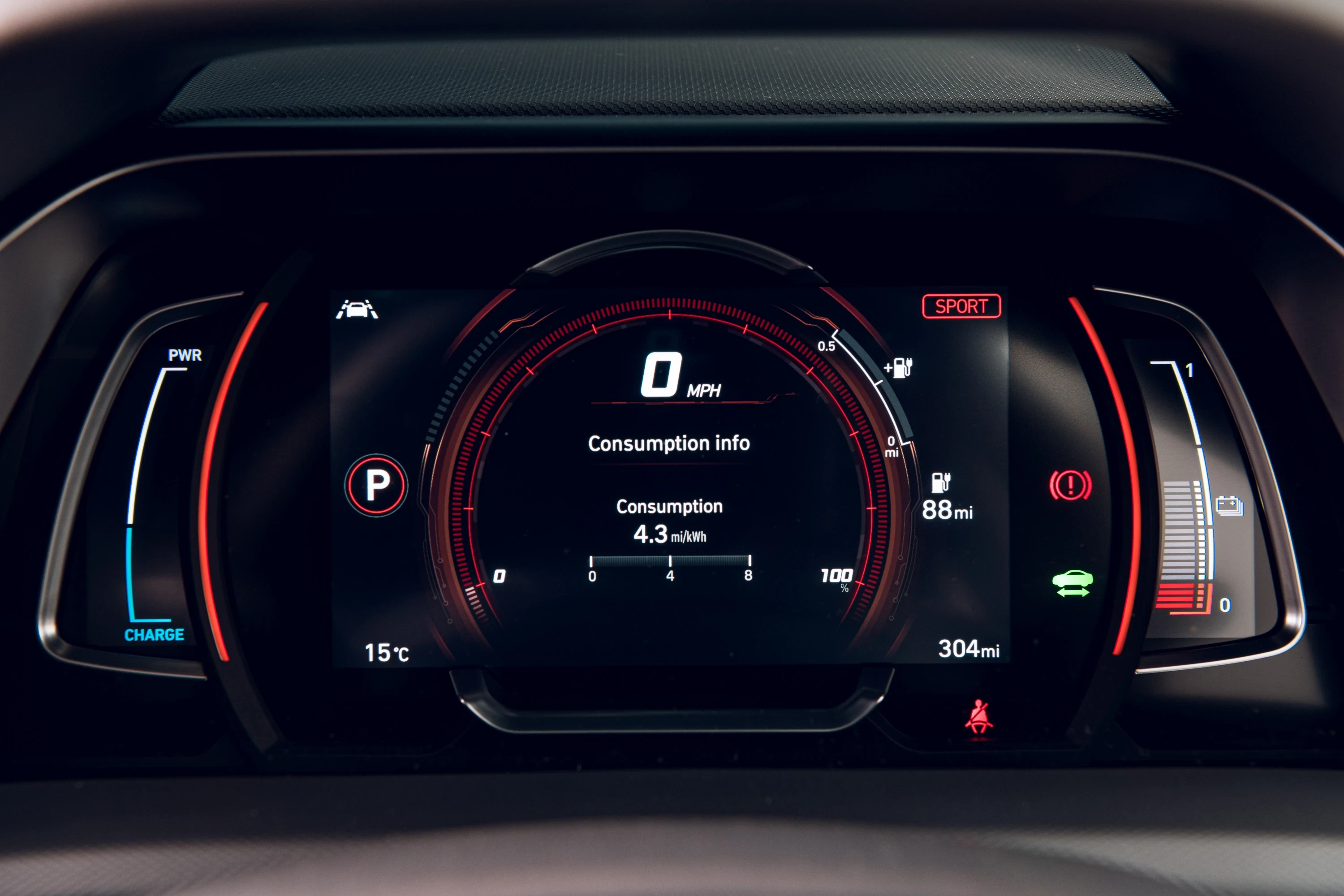 Hyundai IONIQ Electric 38 kWh screens view