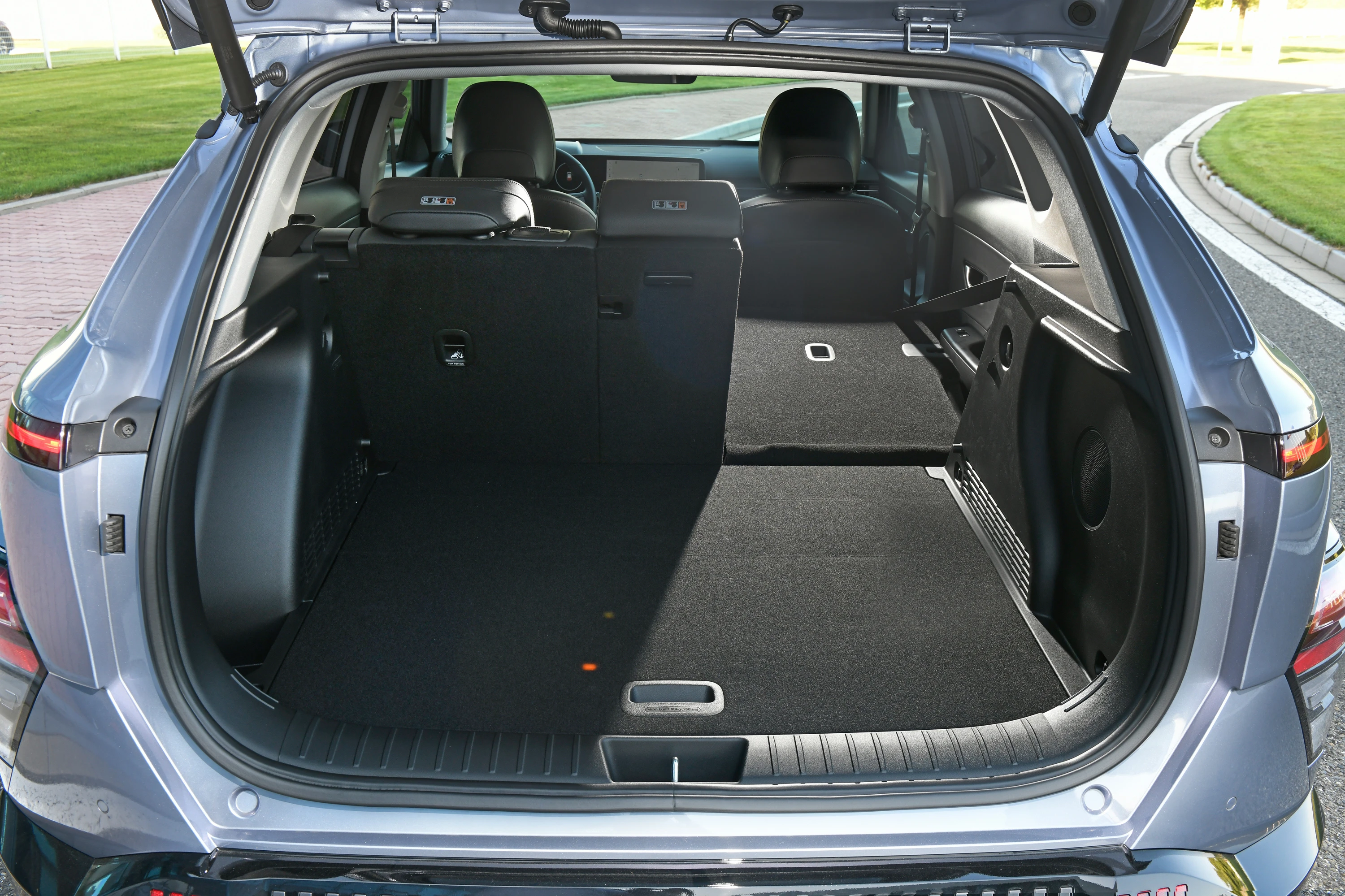 Hyundai Kona Long Range trunk view