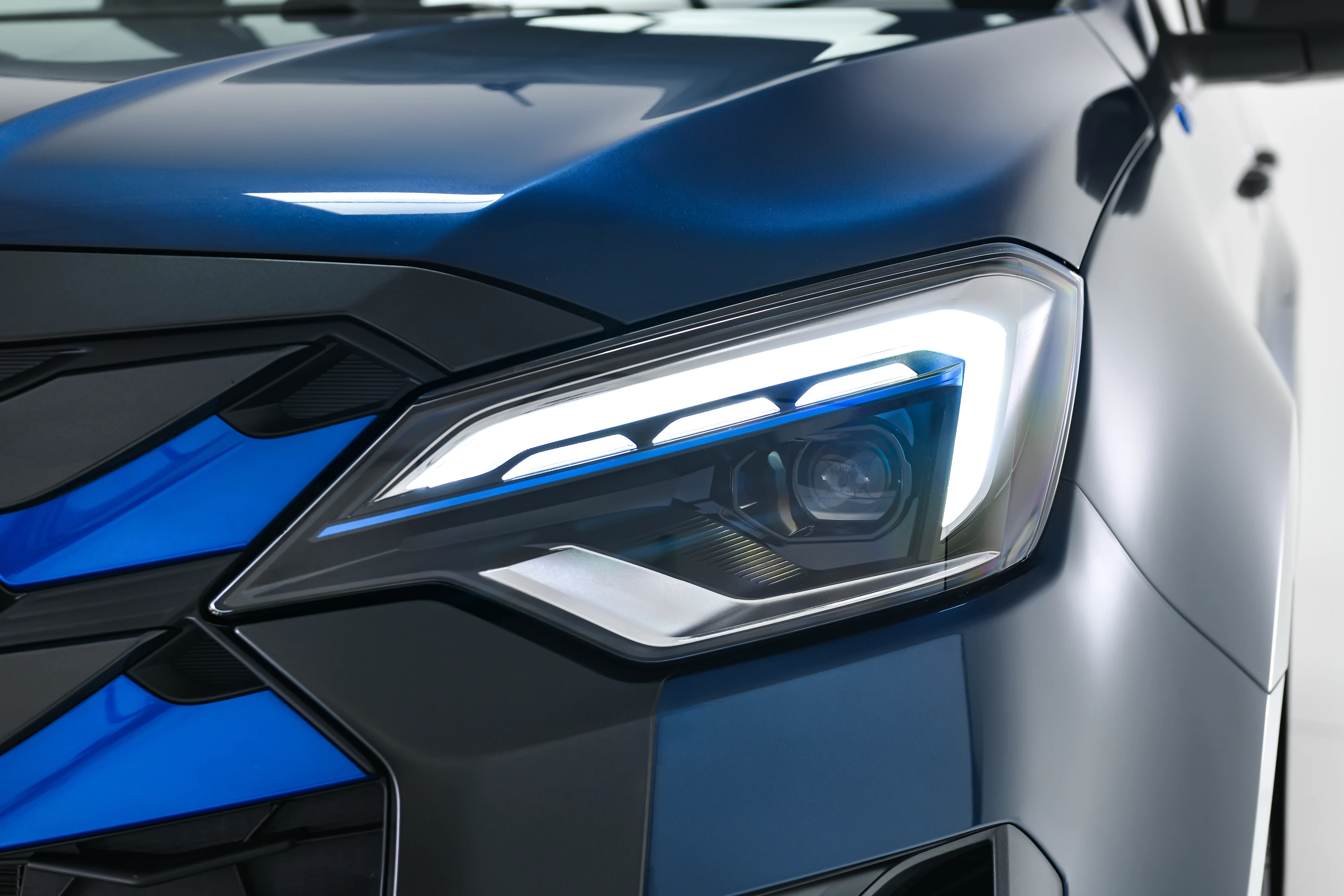 Isuzu D-Max EV Double Cab headlights view