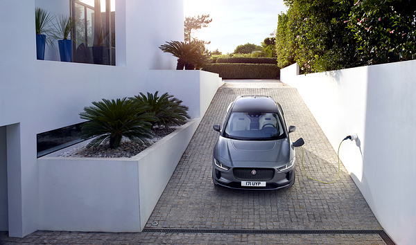 Jaguar I-Pace EV400 charging view