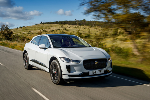 Jaguar I-Pace EV400 exterior view