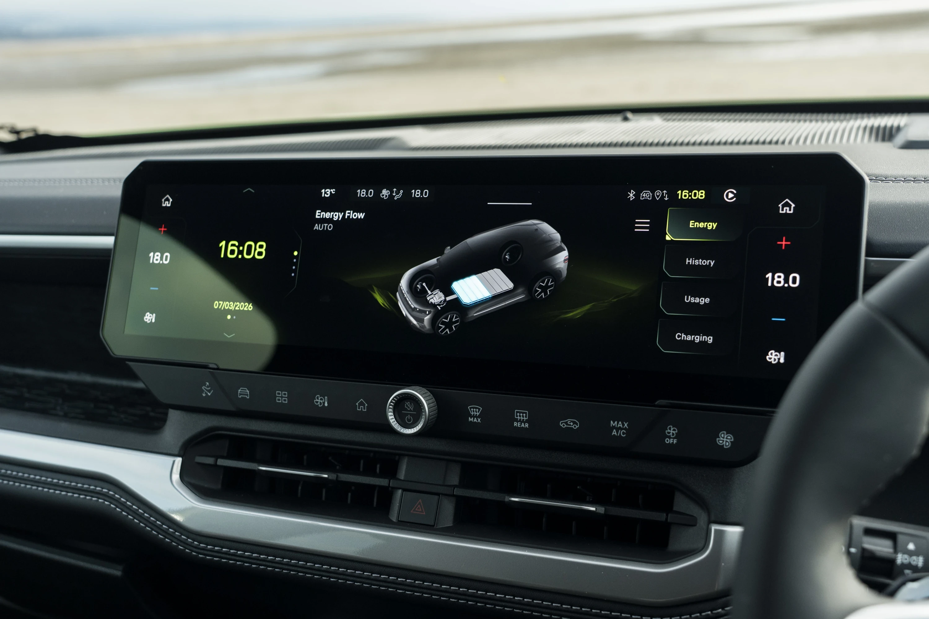 Jeep Compass Electric AWD screens view