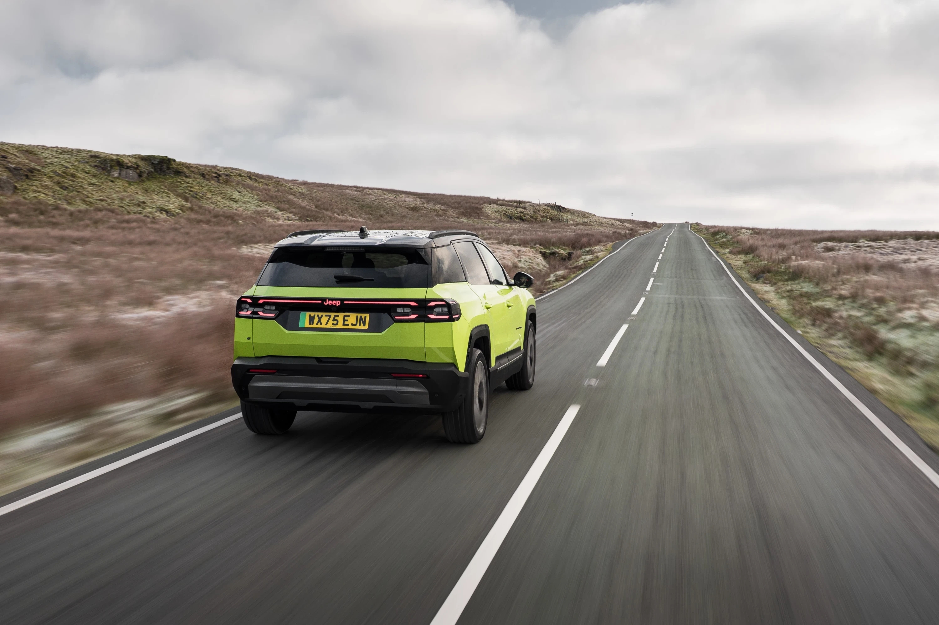 Jeep Compass Electric FWD exterior view