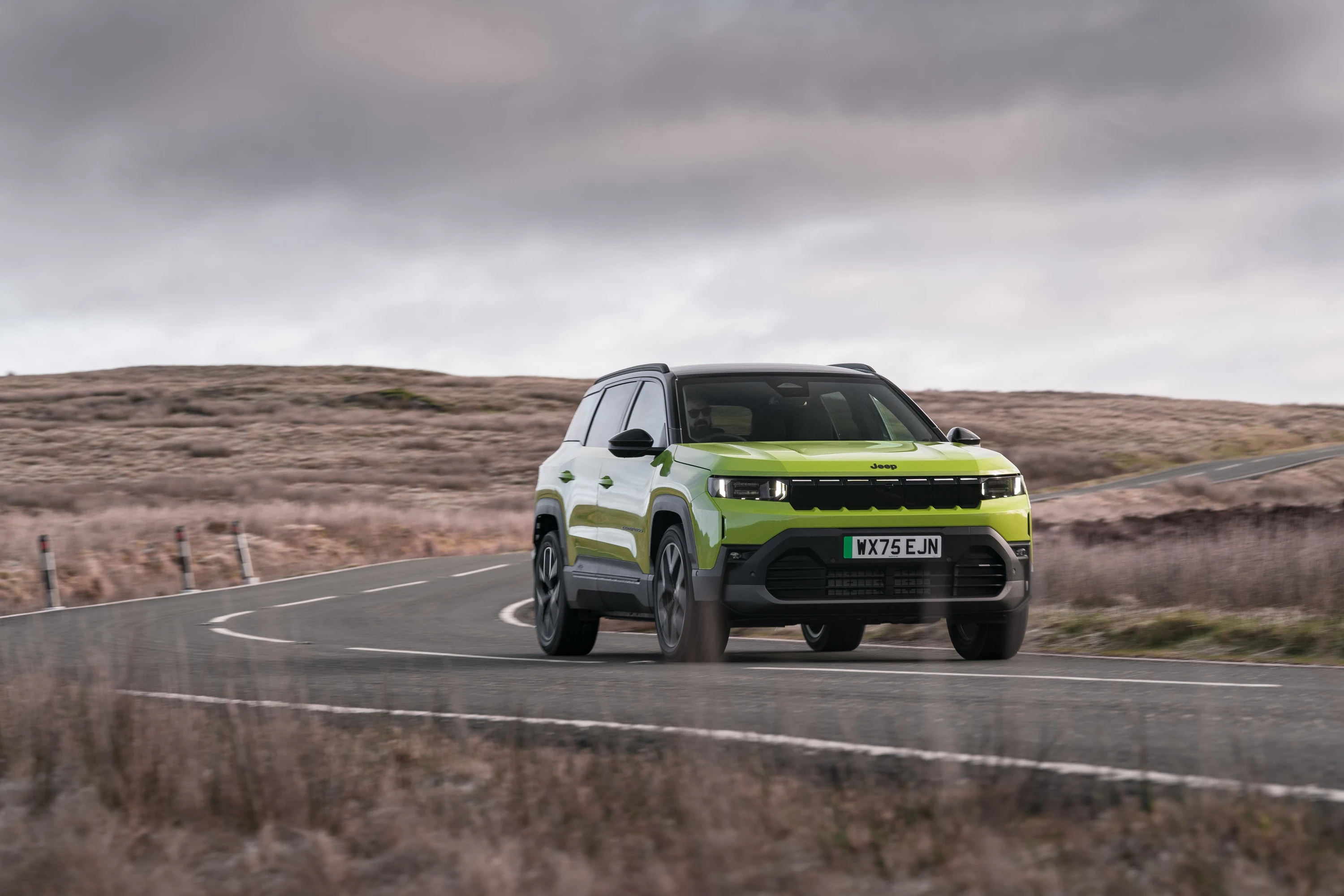 Jeep Compass Electric FWD exterior view