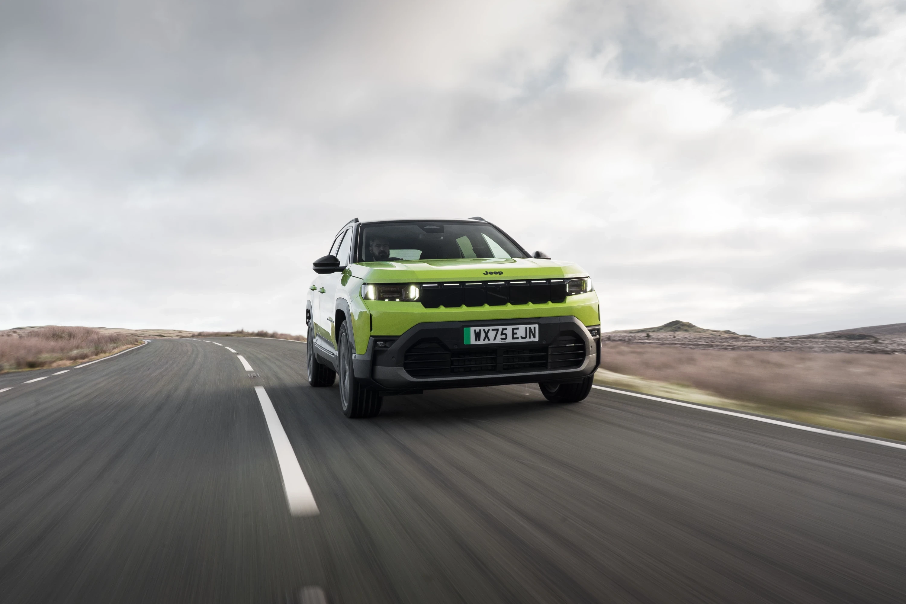 Jeep Compass Electric FWD exterior view