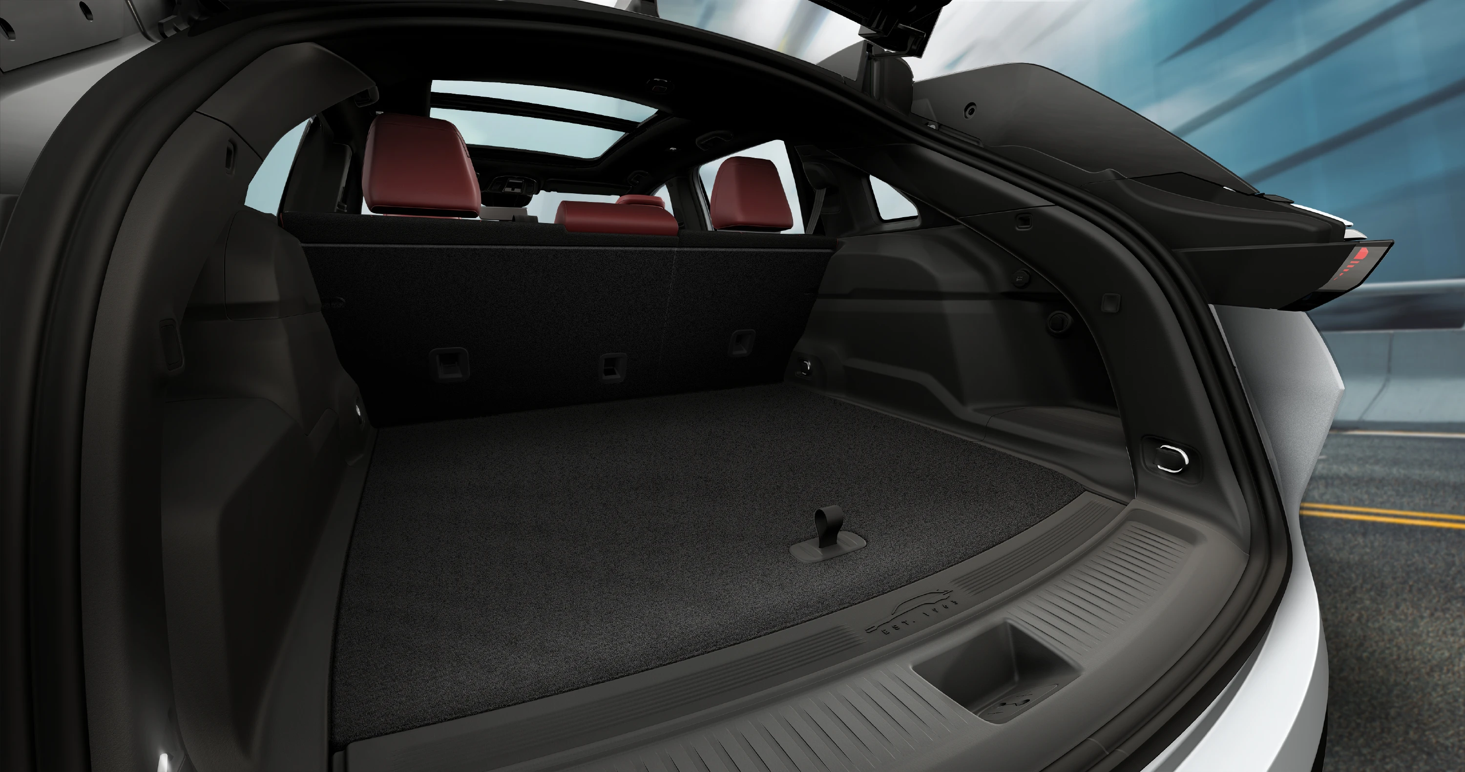 Jeep Wagoneer S trunk view