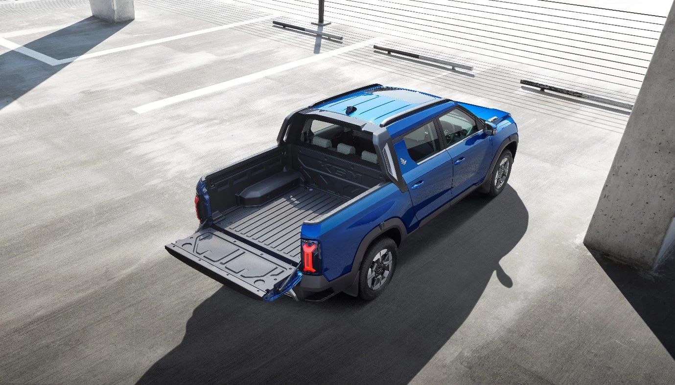 KGM Musso EV AWD exterior view