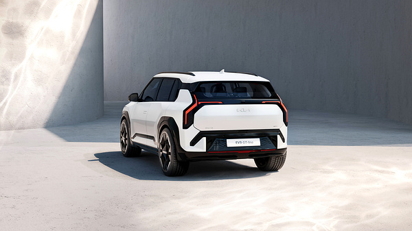 Kia EV3 Long Range exterior view