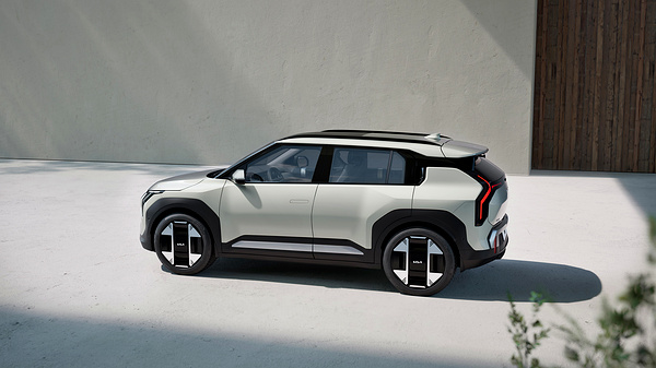 Kia EV3 Long Range exterior view