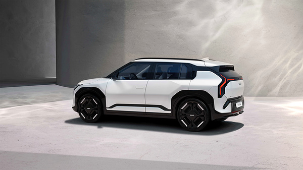 Kia EV3 Long Range exterior view