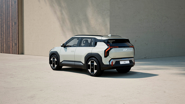 Kia EV3 Long Range exterior view