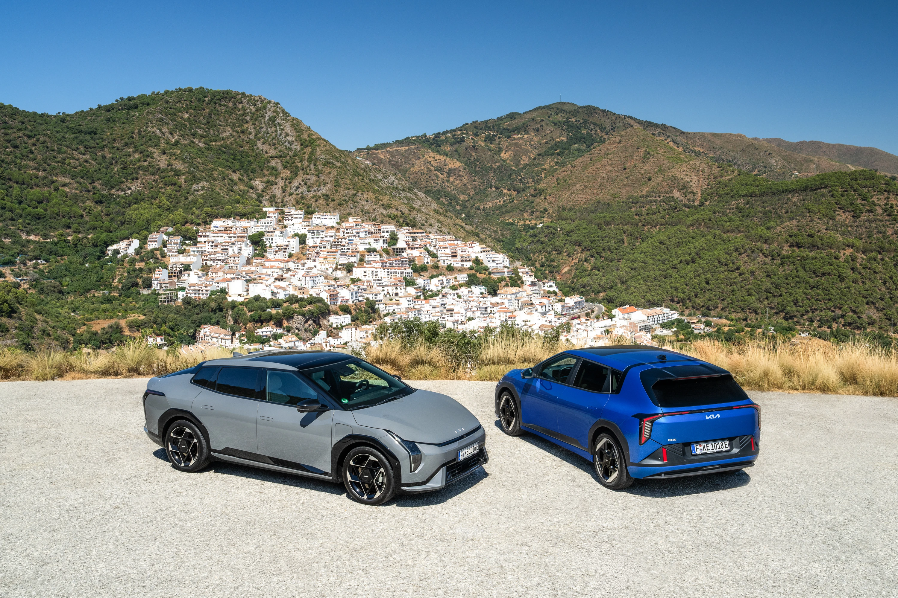 Kia EV4 Fastback Standard Range exterior view