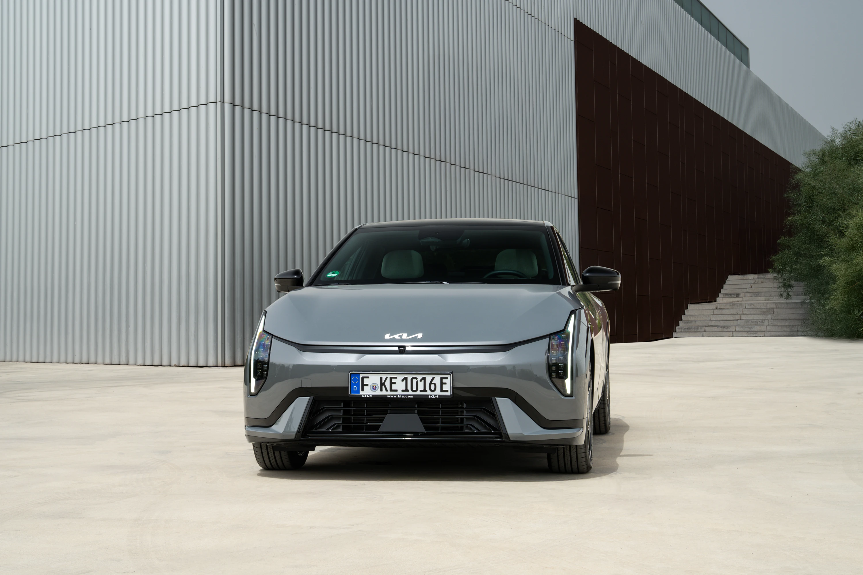 Kia EV4 Fastback Standard Range exterior view