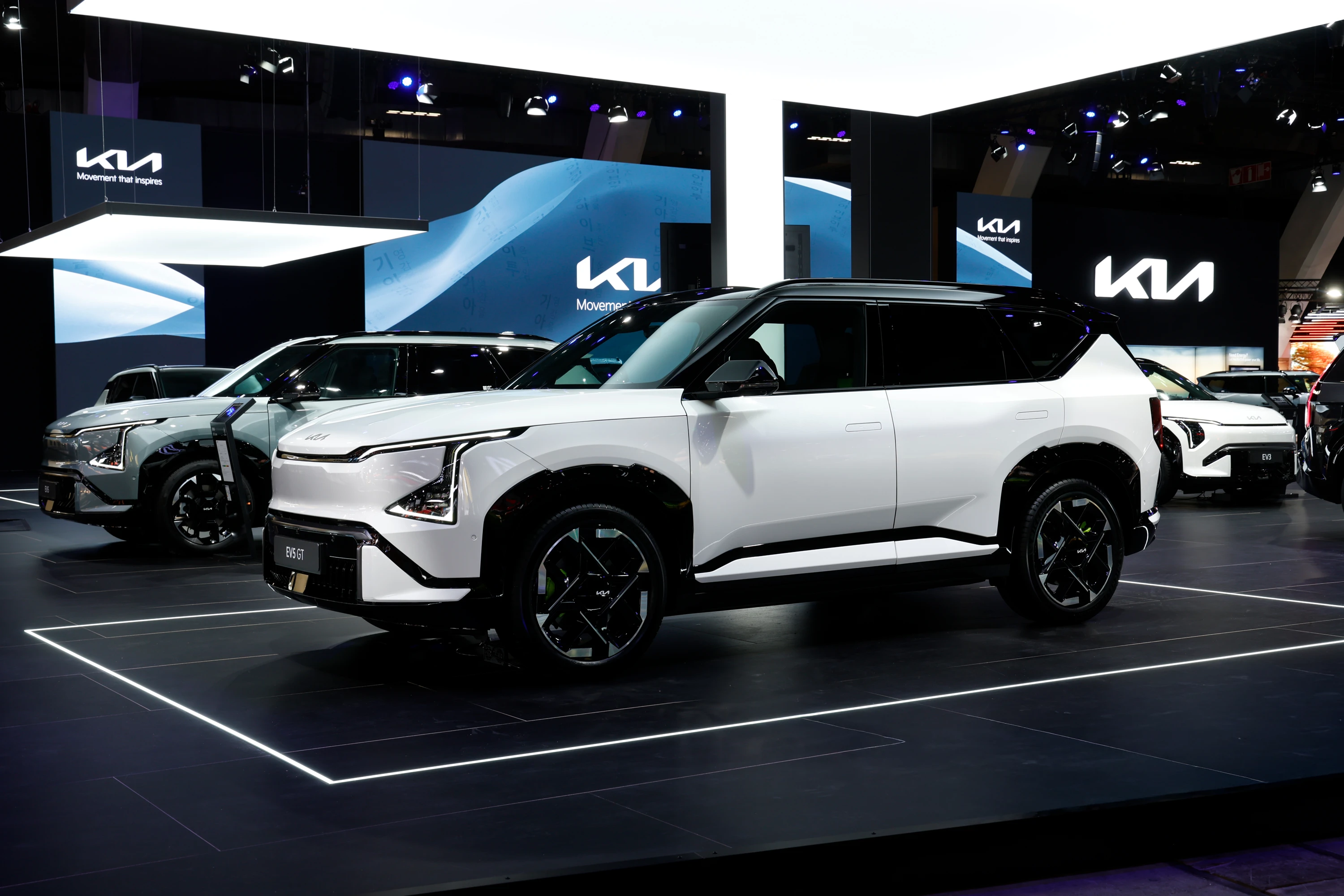 Kia EV5 GT exterior view