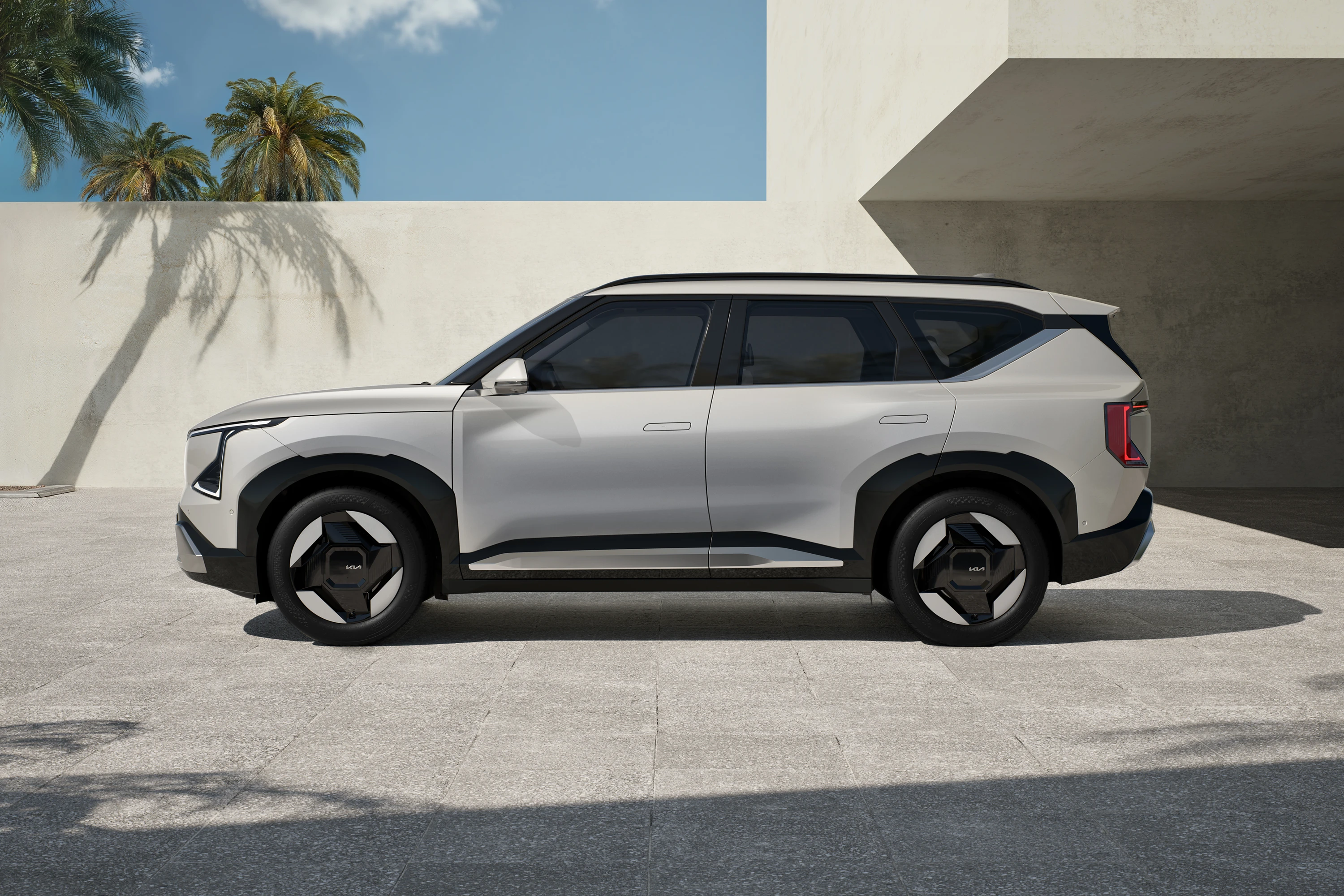 Kia EV5 Long Range exterior view
