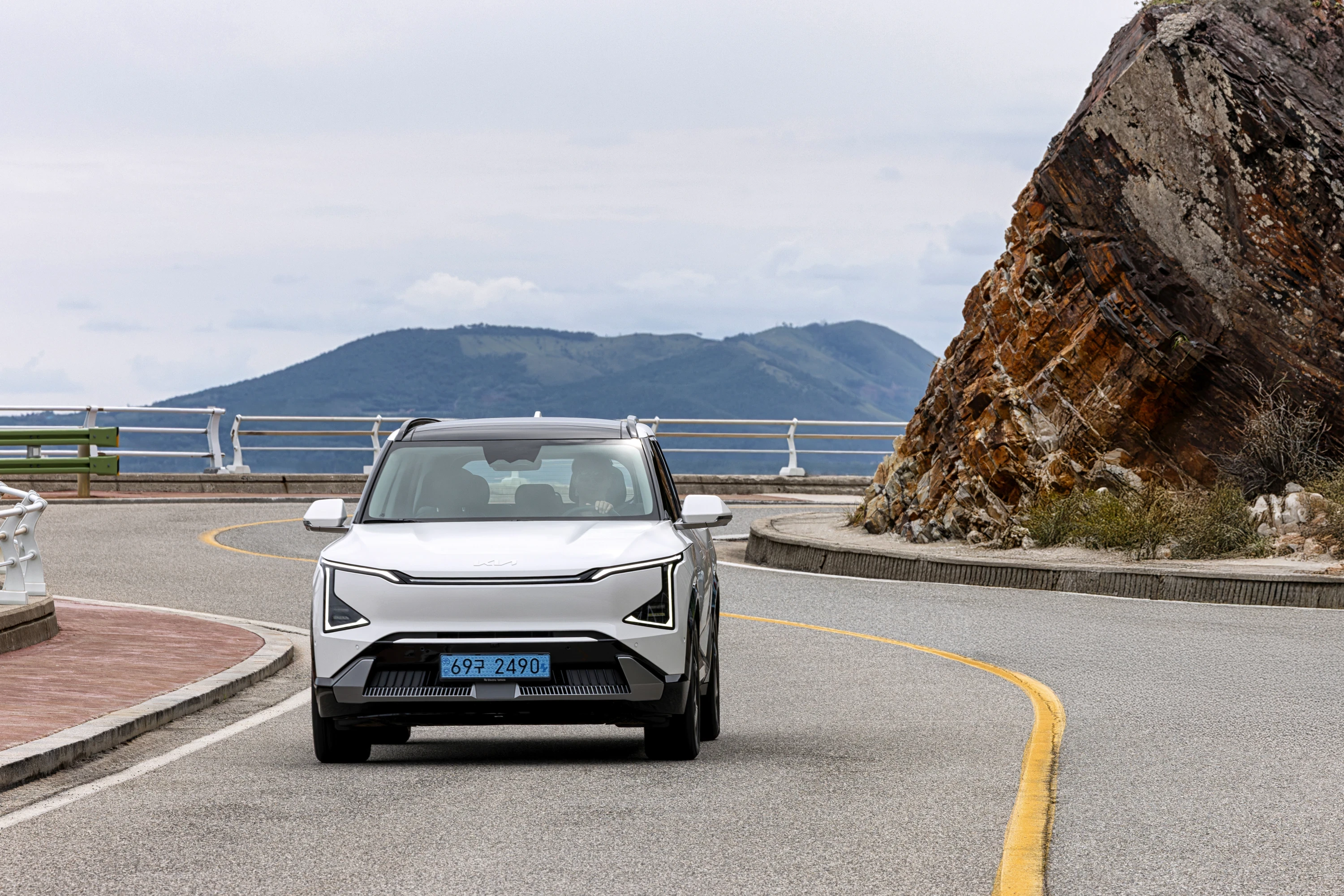 Kia EV5 Long Range AWD exterior view