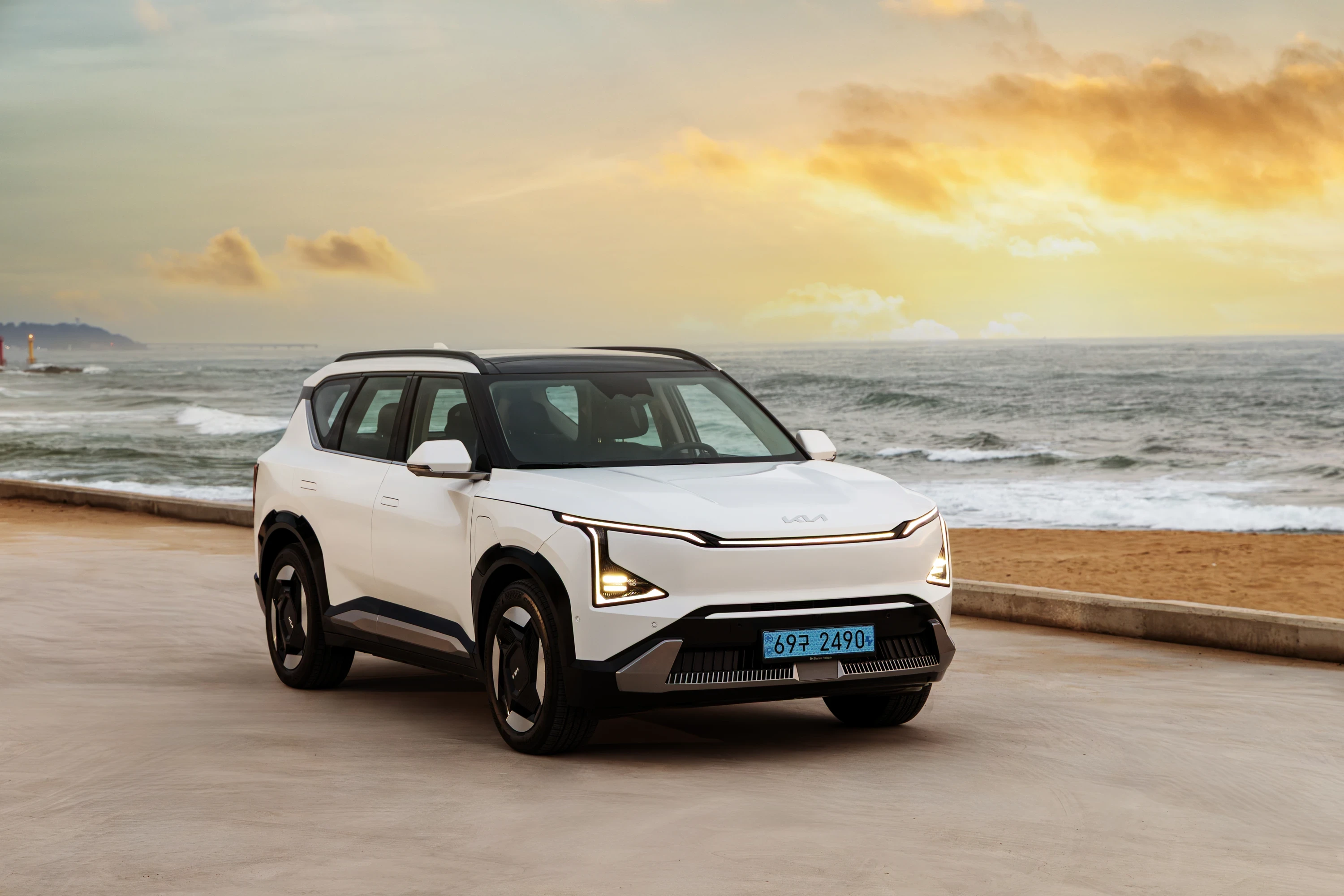 Kia EV5 Standard Range exterior view