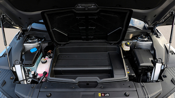 Kia EV6 GT frunk view