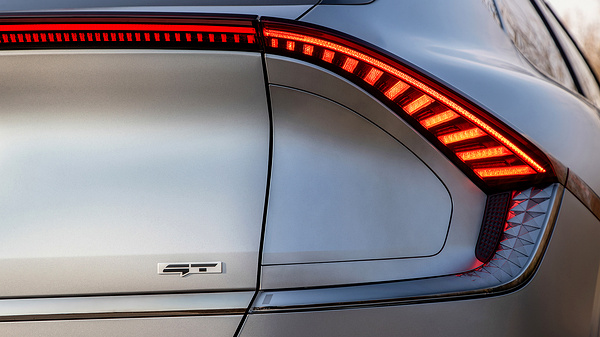 Kia EV6 GT rearlights view