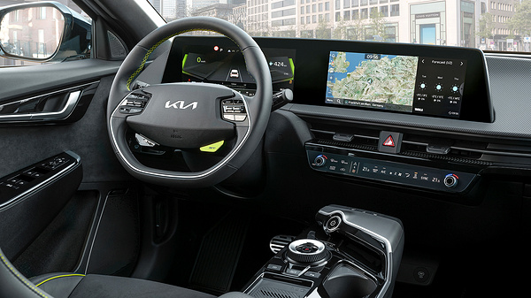 Kia EV6 GT screens view