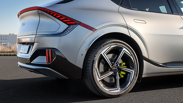 Kia EV6 GT wheels view