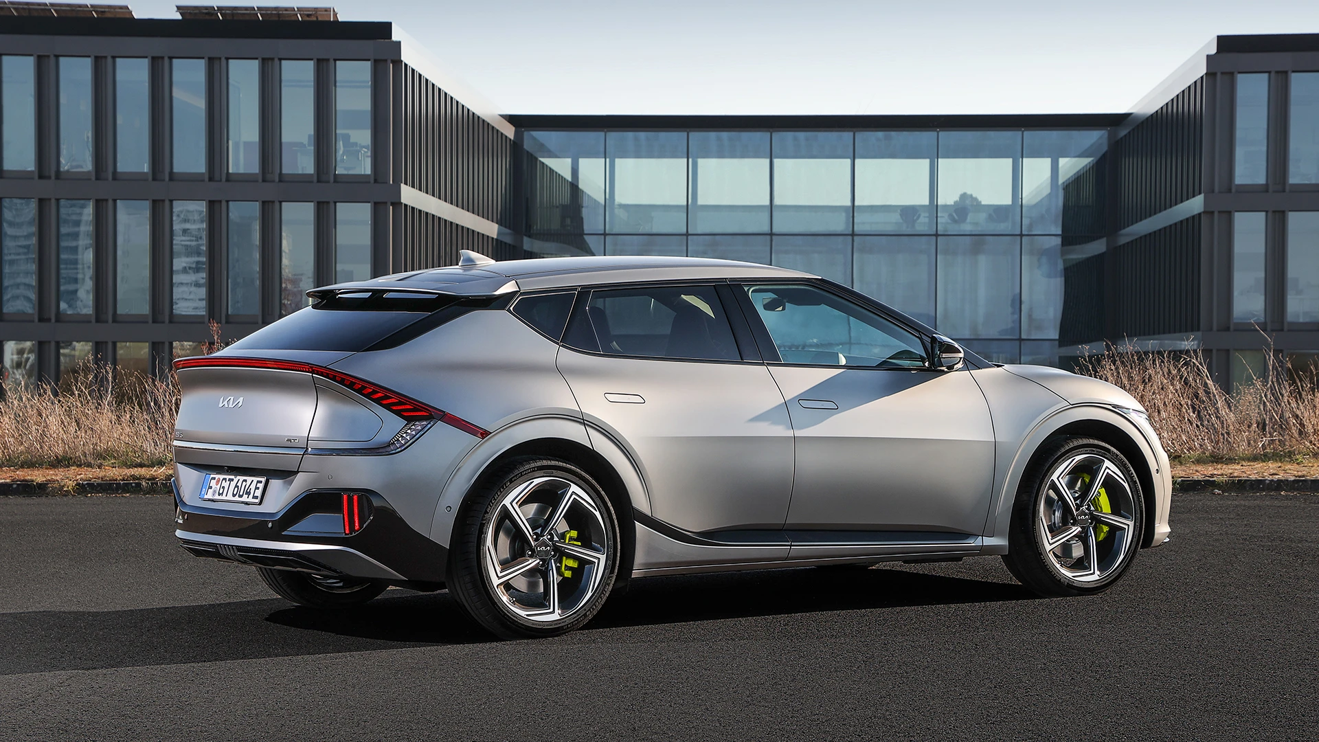 Kia EV6 GT (GEN1) exterior view
