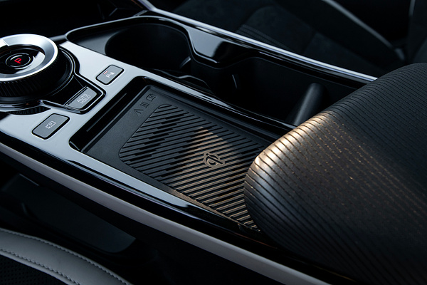 Kia EV6 Long Range 2WD interior view