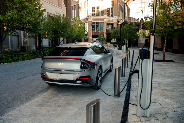 Kia EV6 Long Range AWD charging view
