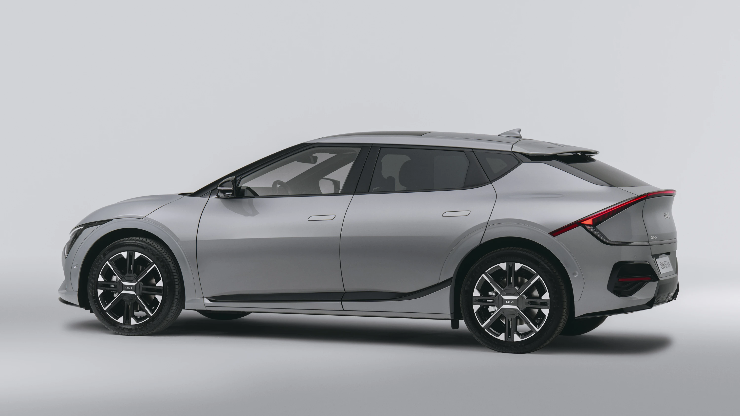 Kia EV6 Long Range AWD exterior view