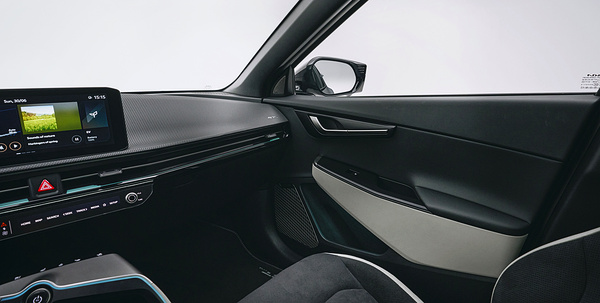 Kia EV6 Long Range AWD interior view
