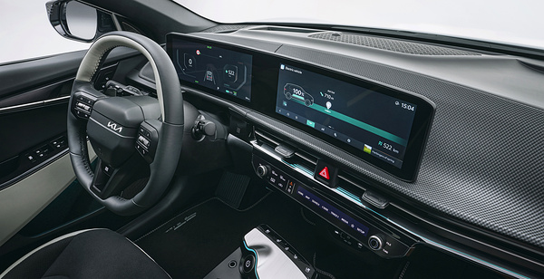 Kia EV6 Long Range AWD screens view