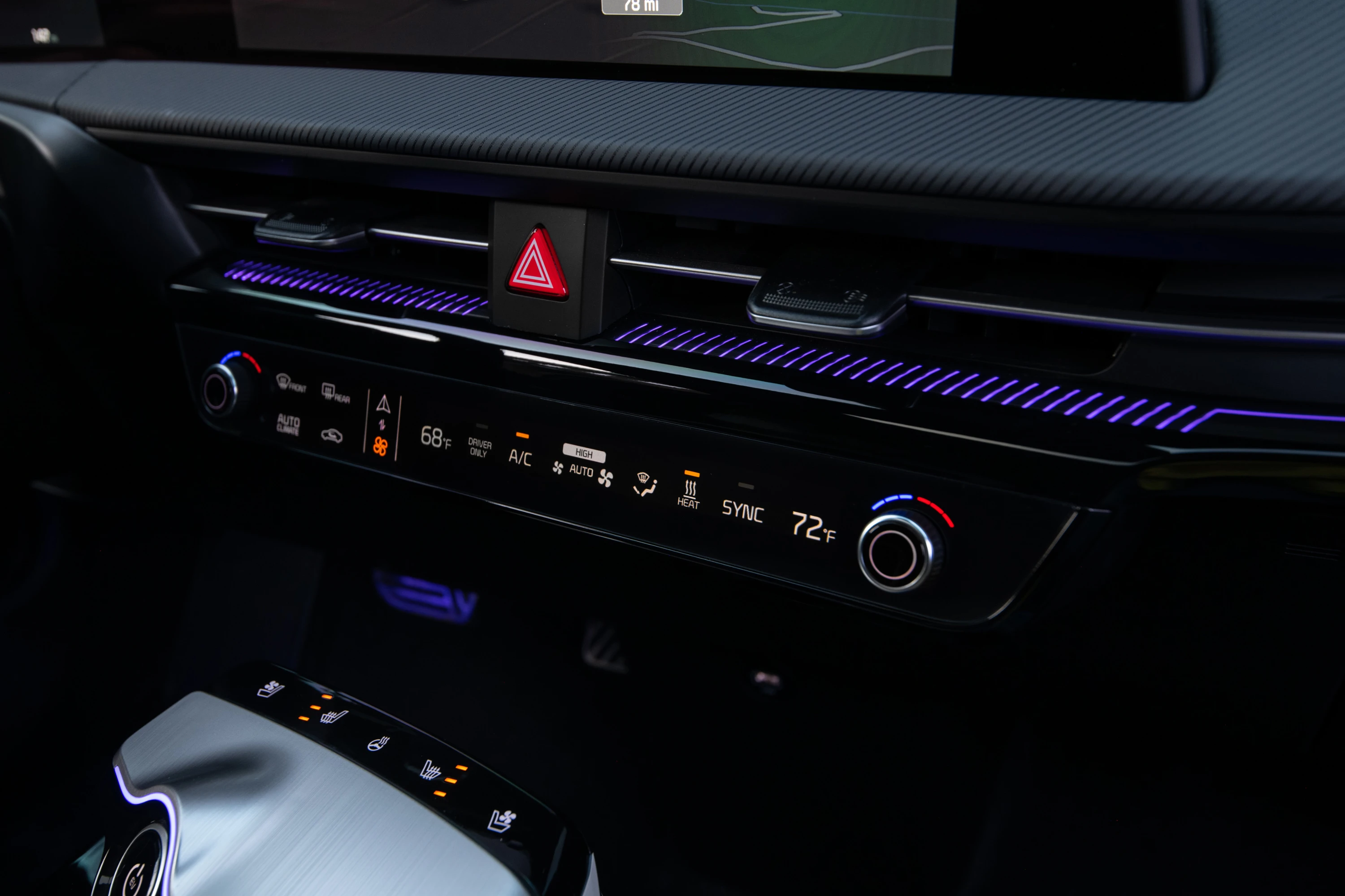 Kia EV6 Long Range AWD (GEN1) interior view