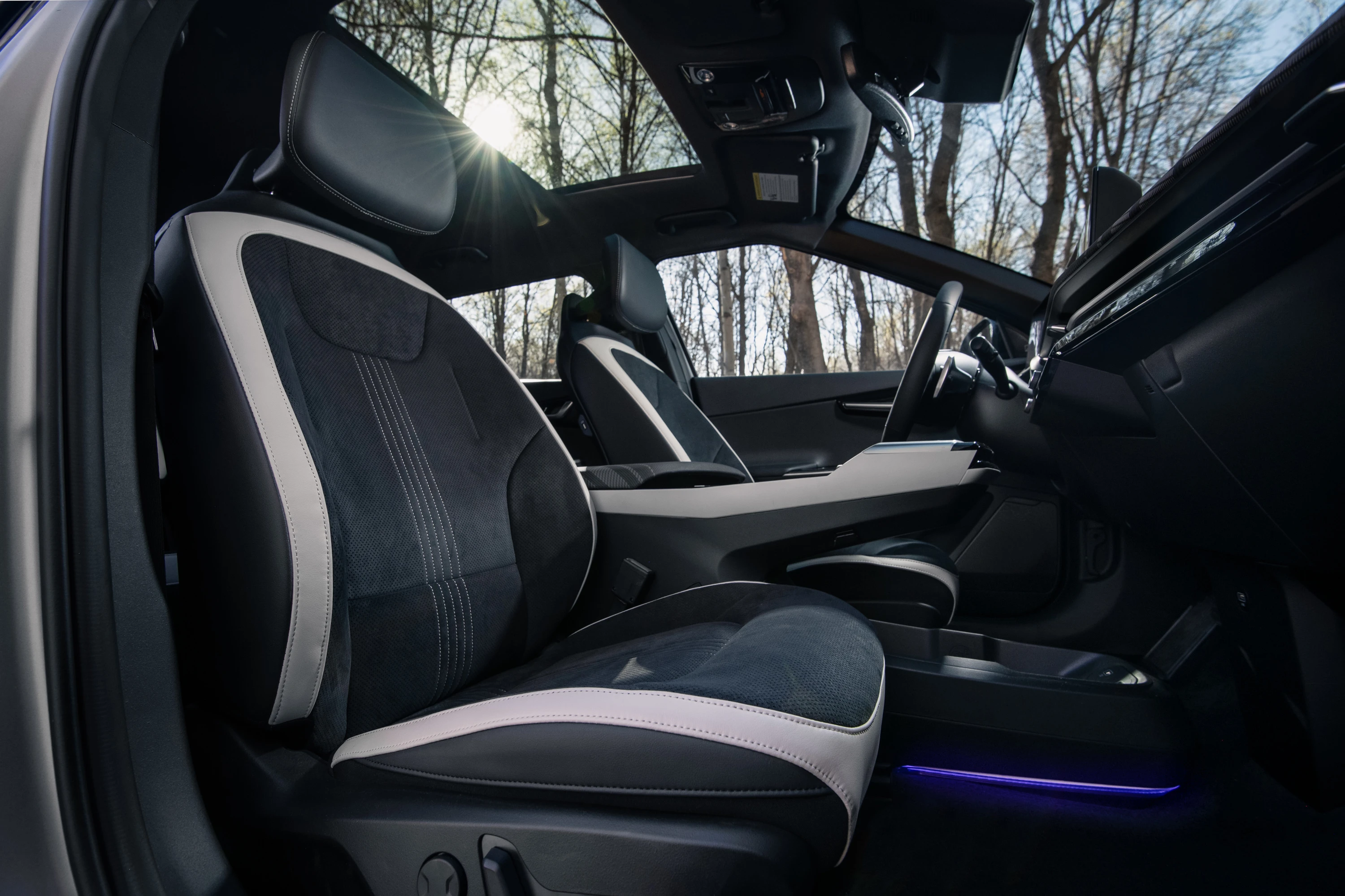 Kia EV6 Standard Range 2WD frontseats view