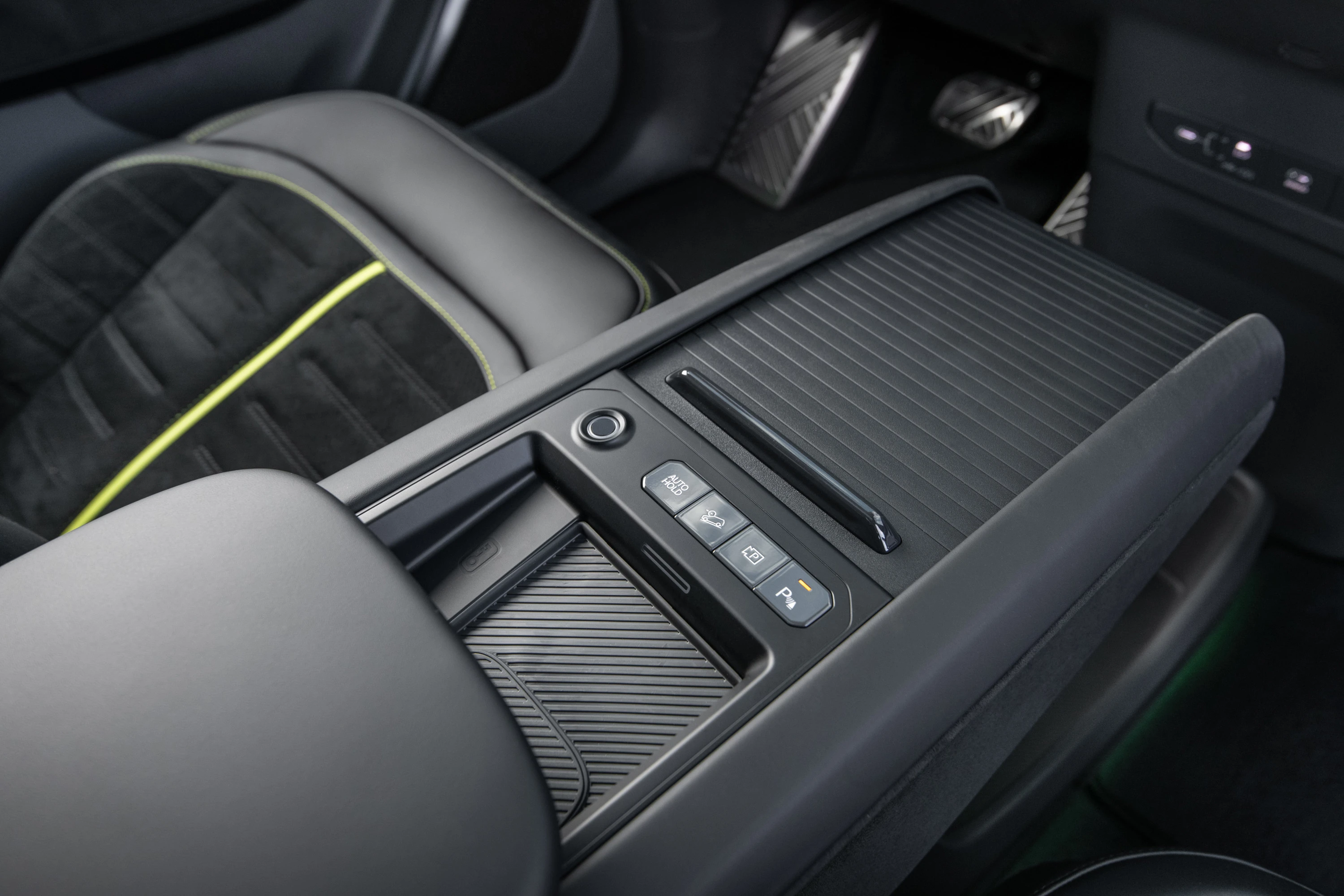 Kia EV9 GT details view