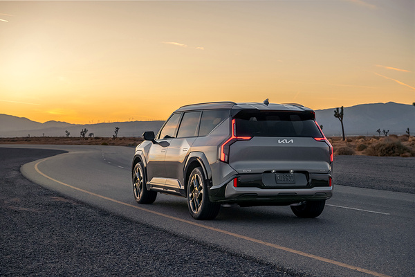 Kia EV9 GT exterior view
