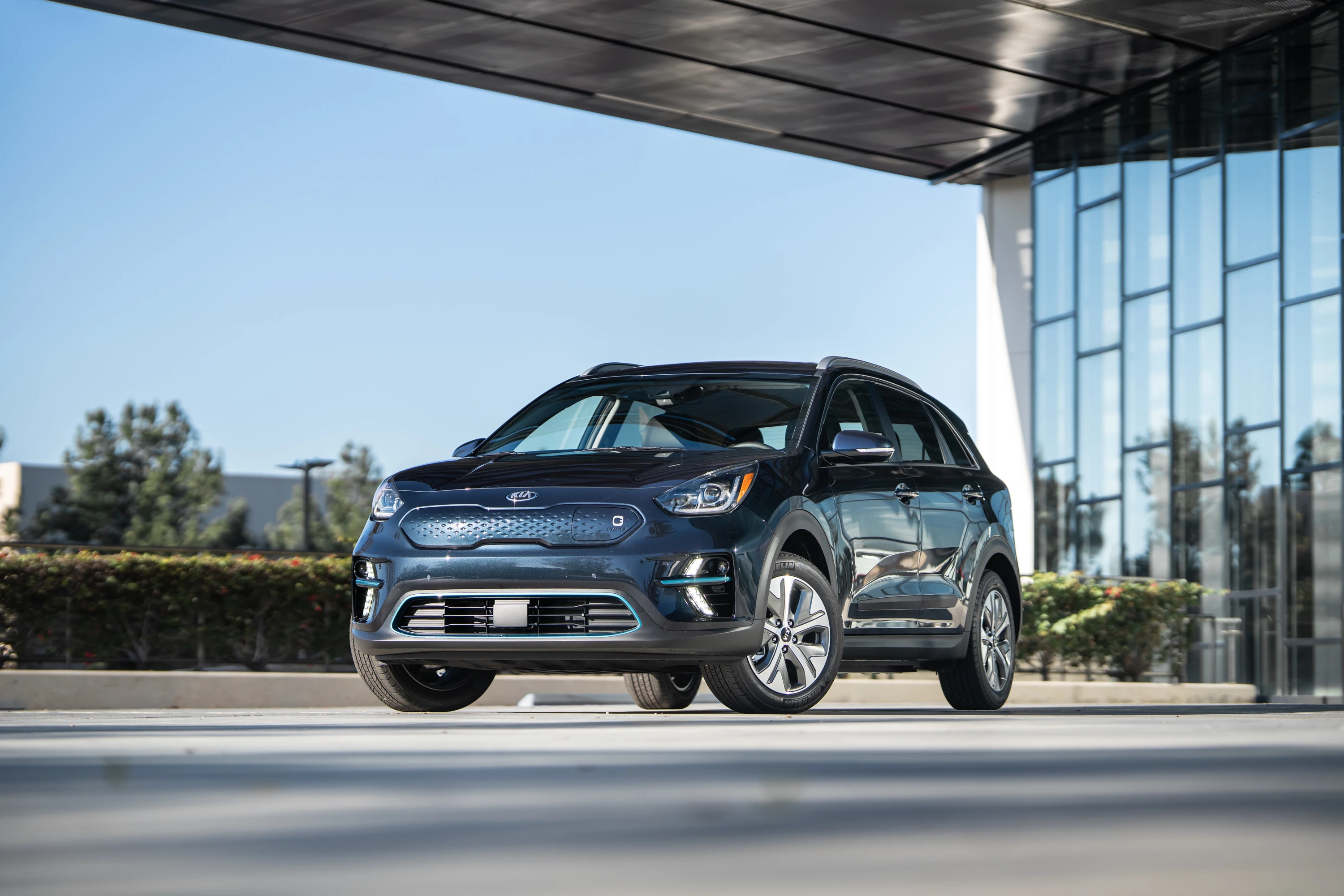 Kia e-Niro 39.2 kWh exterior view