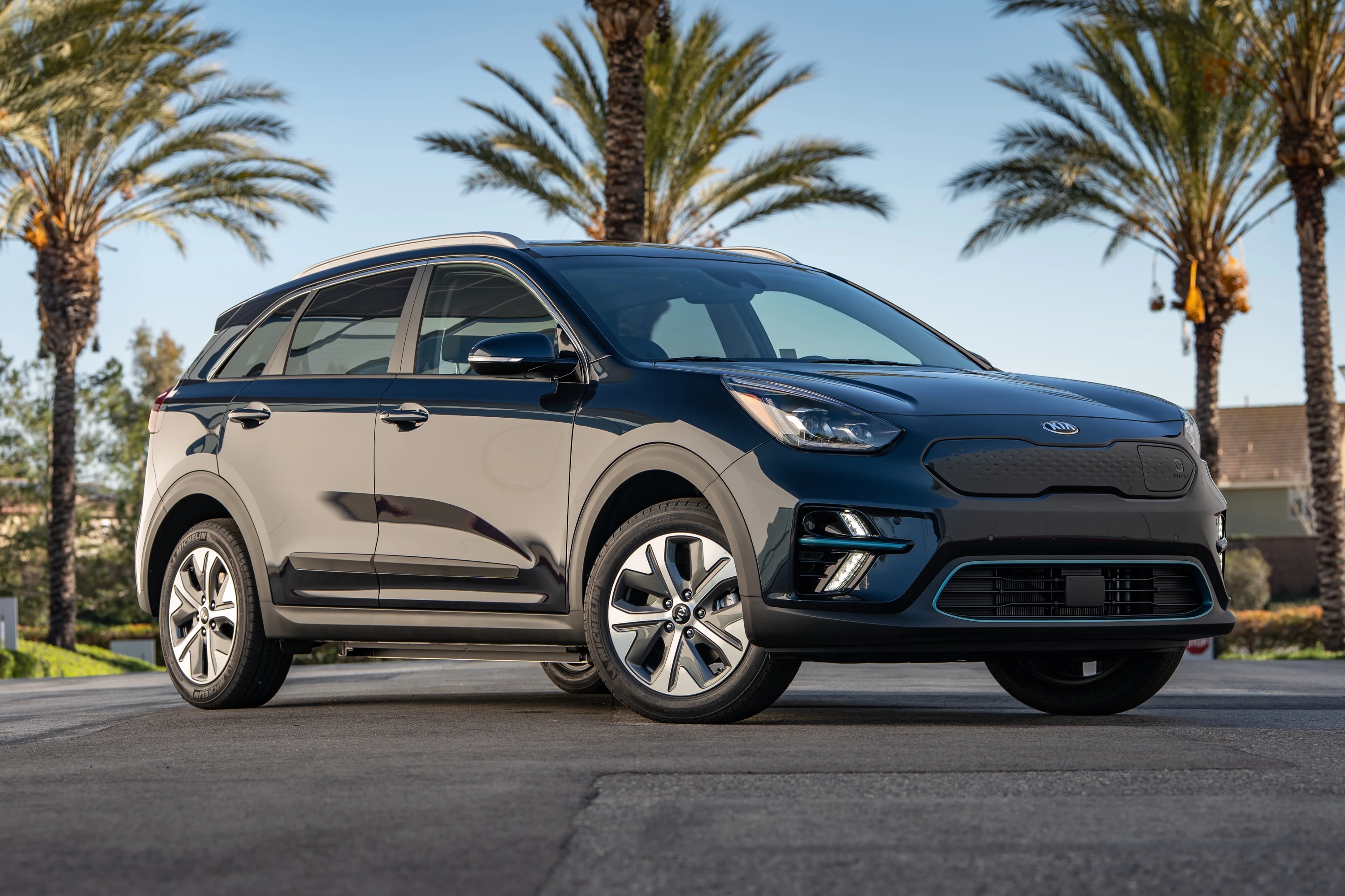 Kia e-Niro 39.2 kWh exterior view