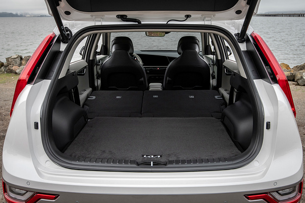 Kia Niro EV trunk view