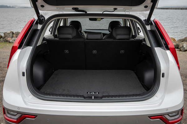 Kia Niro EV trunk view